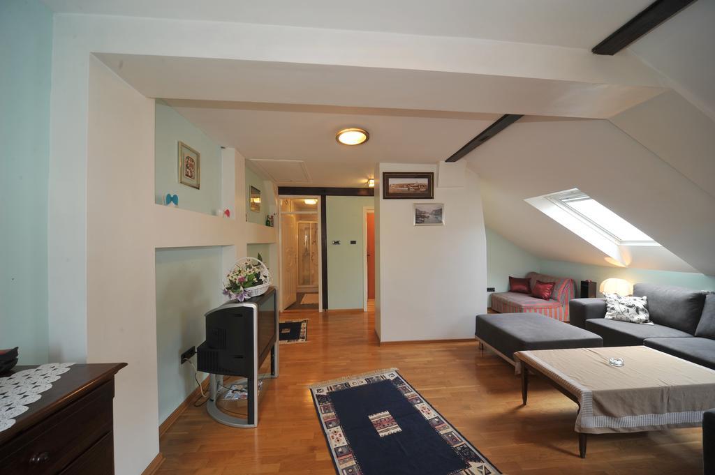 Apartment Resavska Beograd Ruang foto