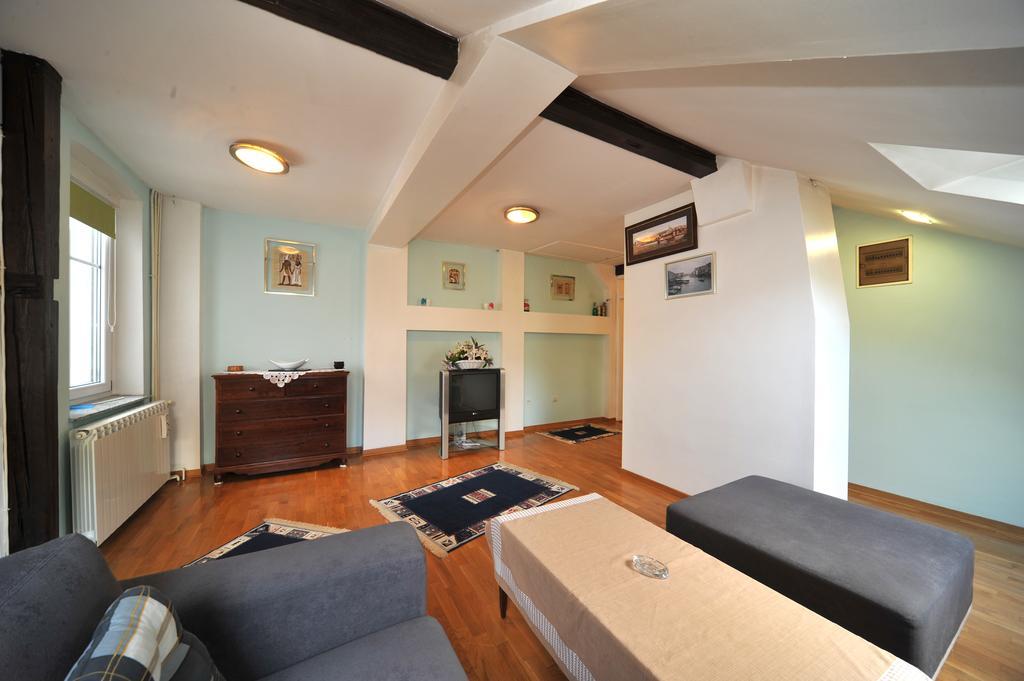 Apartment Resavska Beograd Ruang foto